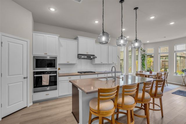 32117 Magnolia River Trail, Conroe, TX 77386