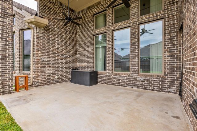 32117 Magnolia River Trail, Conroe, TX 77386