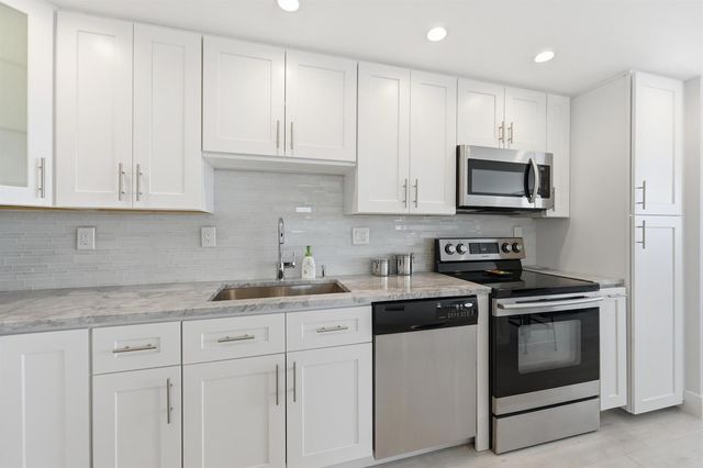 531 N Ocean Boulevard 1601, Pompano Beach, FL 33062