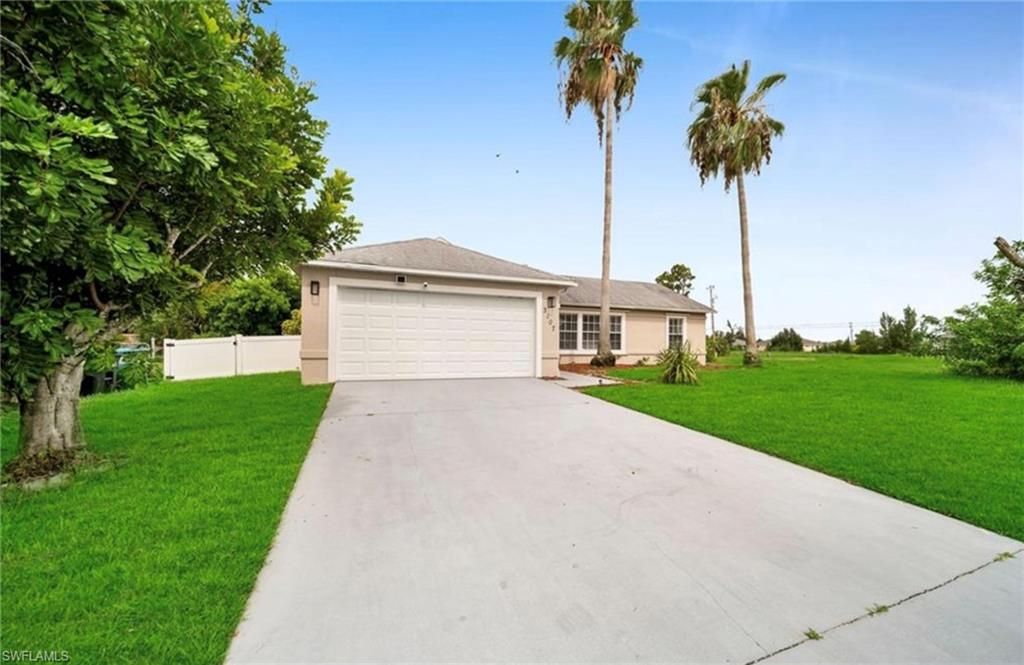 Image 22 of property listing at 3107 SW 15th AVE, Cape Coral, FL 33914