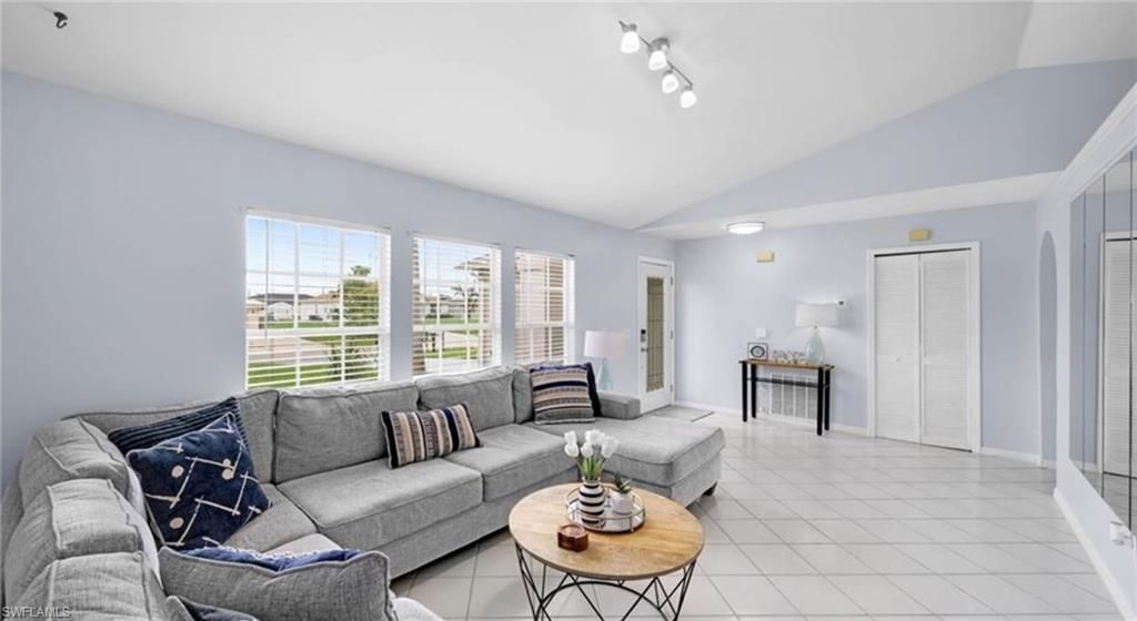 Image 8 of property listing at 3107 SW 15th AVE, Cape Coral, FL 33914