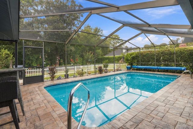 69 PINE STREET, Homosassa, FL 34446