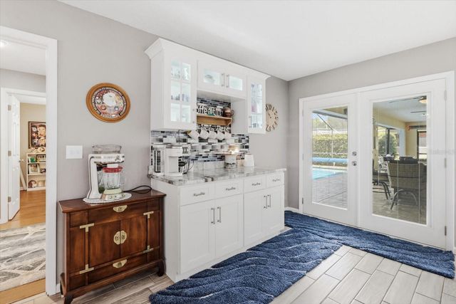 69 PINE STREET, Homosassa, FL 34446