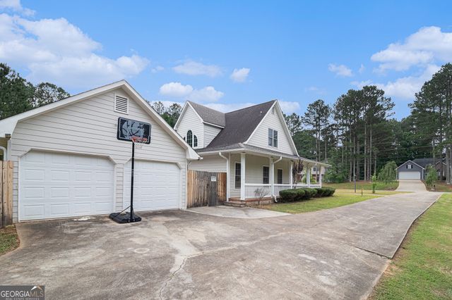385 EAGLES NEST Circle, Carrollton, GA 30116