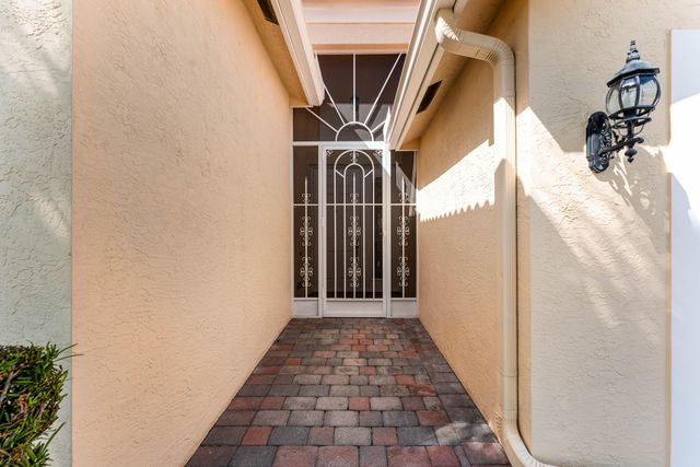 8727 Carmel Mountain Way, Boynton Beach, FL 33473