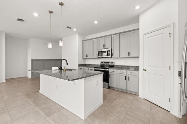 1123 PATRIOT LOOP, Haines City, FL 33844