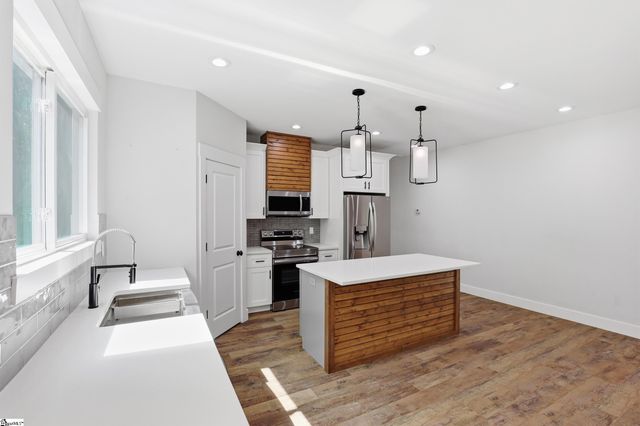 119 Mill Pond Road, Easley, SC 29642