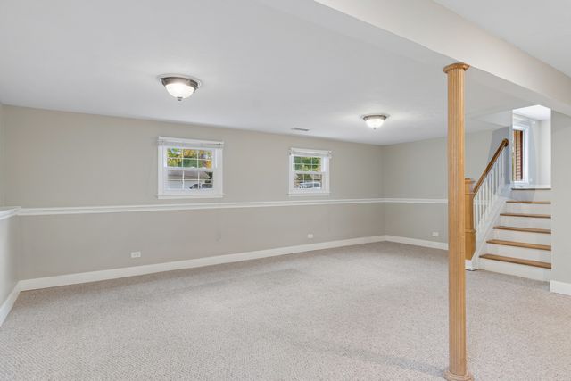 6410 Macarthur Drive, Woodridge, IL 60517