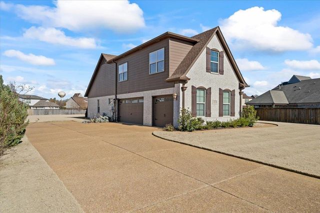 3515 BANYAN LN, Bartlett, TN 38133