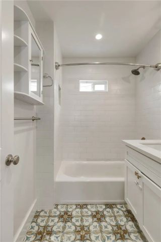 826 Oro, San Pedro, CA 90731