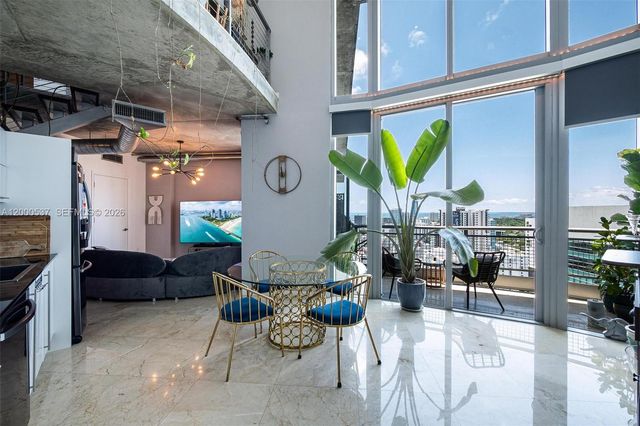 690 SW 1st Ct PHI26, Miami, FL 33130