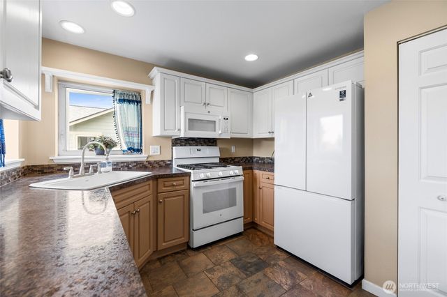306 S 28th Street, Mount Vernon, WA 98274