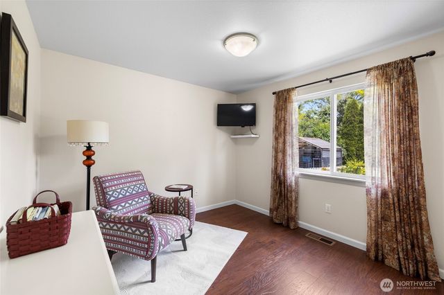 306 S 28th Street, Mount Vernon, WA 98274