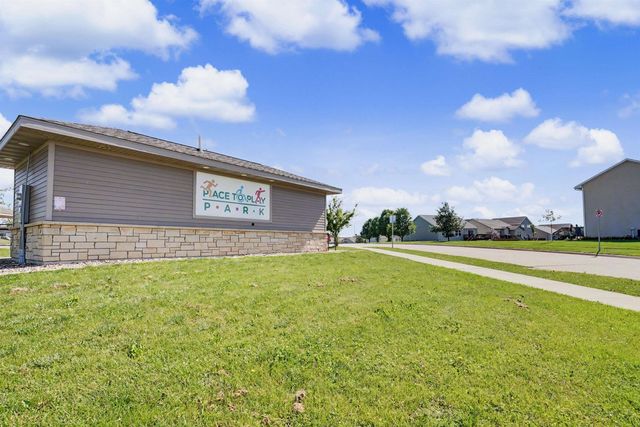 4828 Algonquin Dr Unit 3, Cedar Falls, IA 50613