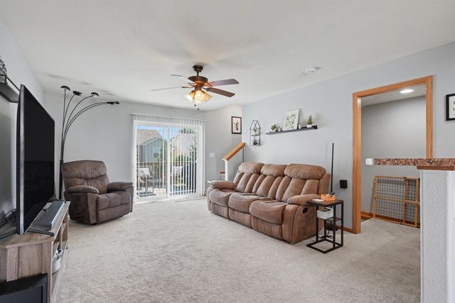 4828 Algonquin Dr Unit 3, Cedar Falls, IA 50613