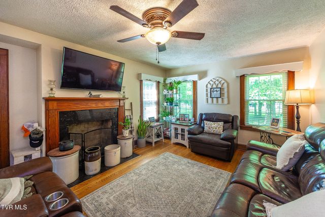 258 Greenwood Drive, Weber City, VA 24290
