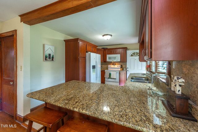258 Greenwood Drive, Weber City, VA 24290