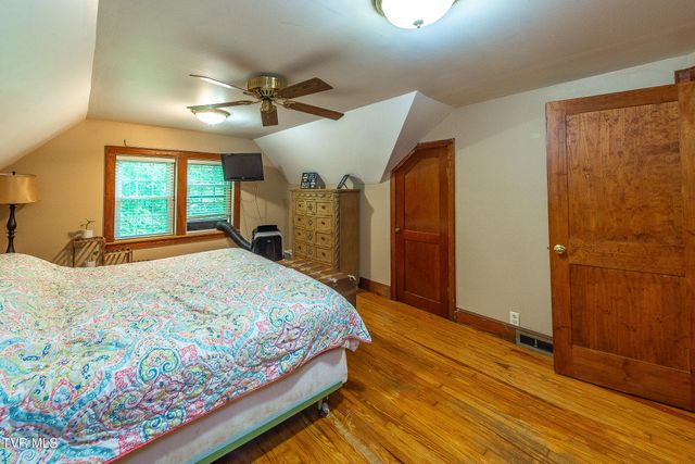 258 Greenwood Drive, Weber City, VA 24290