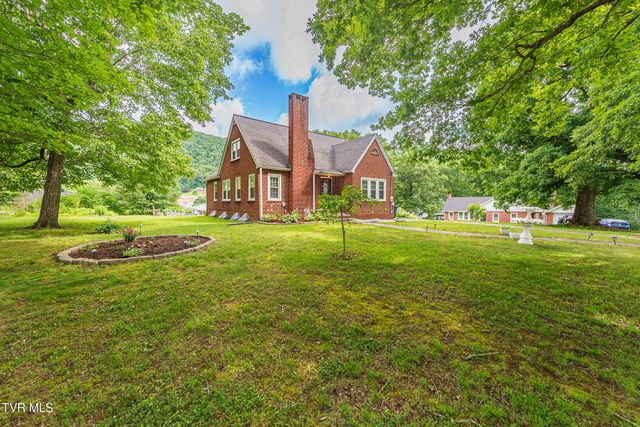258 Greenwood Drive, Weber City, VA 24290