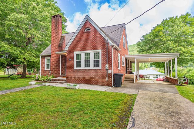 258 Greenwood Drive, Weber City, VA 24290