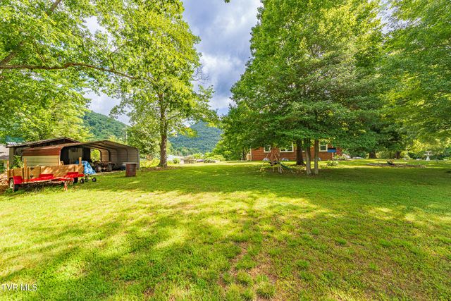 258 Greenwood Drive, Weber City, VA 24290