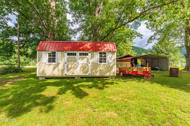 258 Greenwood Drive, Weber City, VA 24290