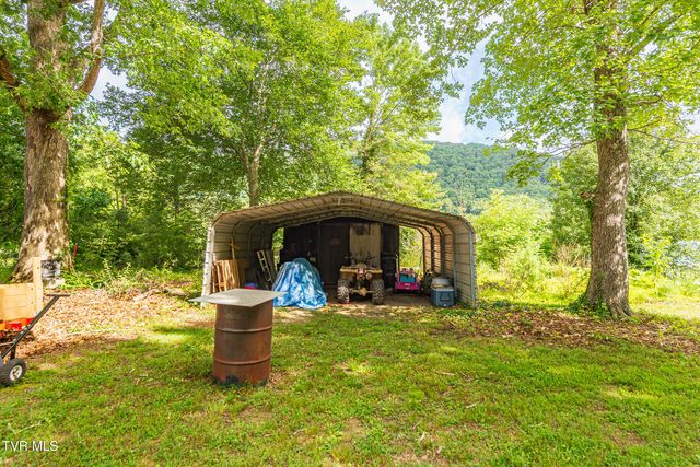258 Greenwood Drive, Weber City, VA 24290