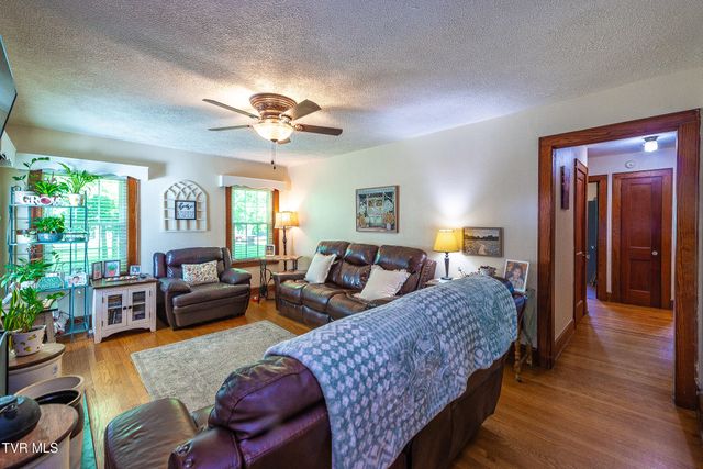 258 Greenwood Drive, Weber City, VA 24290