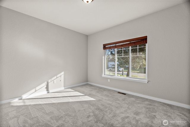 8242 55th Avenue SE, Olympia, WA 98513