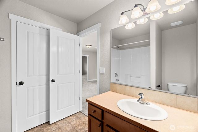 8242 55th Avenue SE, Olympia, WA 98513