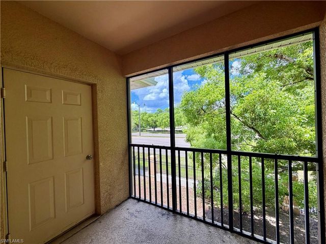 4110 Castilla CIR 202, Fort Myers, FL 33916