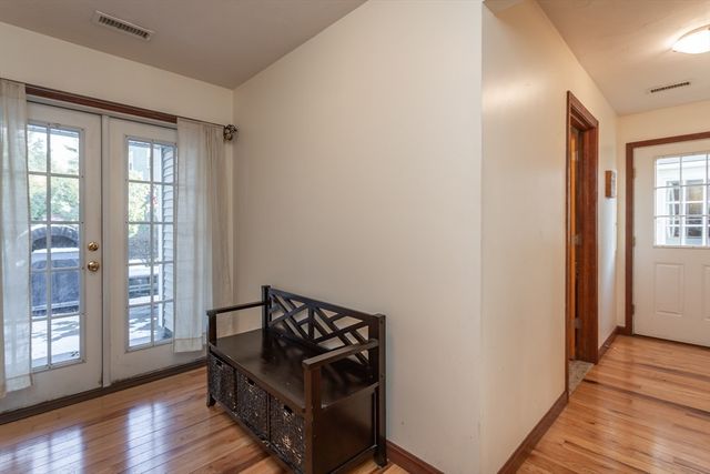 11 Crestwood Ave, Plainville, MA 02762