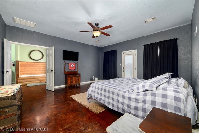 112570 4740 Road, Muldrow, OK 74948