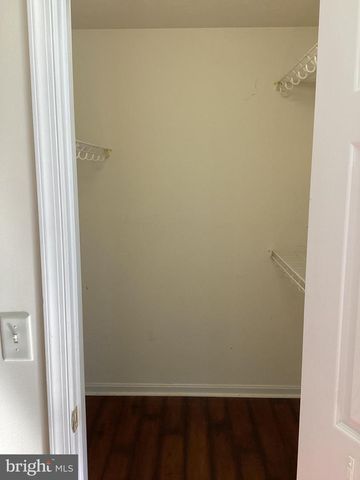 106 FOXGLOVE DR, Winchester, VA 22602