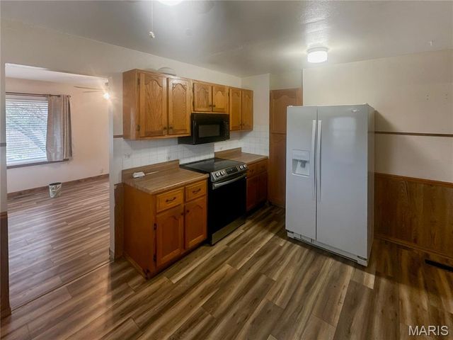 145 Sincox Street, St Clair, MO 63077