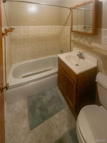 145 Sincox Street, St Clair, MO 63077