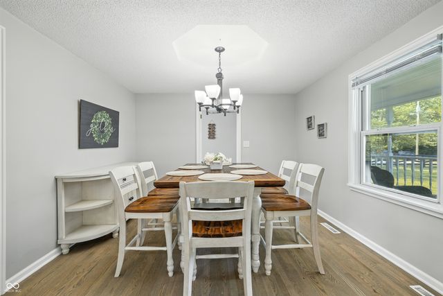 6125 E Edgewood Avenue, Indianapolis, IN 46237