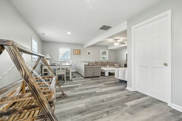 6125 E Edgewood Avenue, Indianapolis, IN 46237