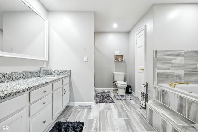 6125 E Edgewood Avenue, Indianapolis, IN 46237