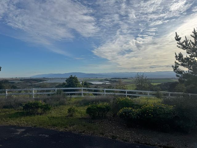 16290 Blackie Road, Salinas, CA 93907