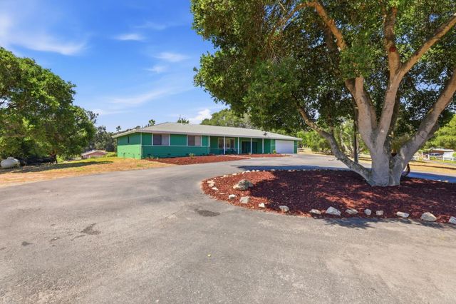 16290 Blackie Road, Salinas, CA 93907