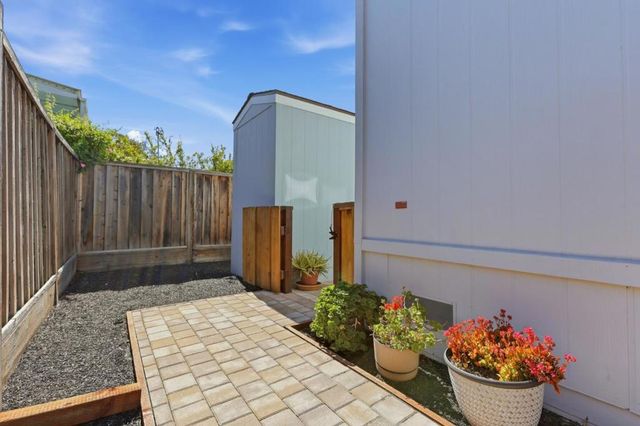 1111 Morse Avenue, Sunnyvale, CA 94089