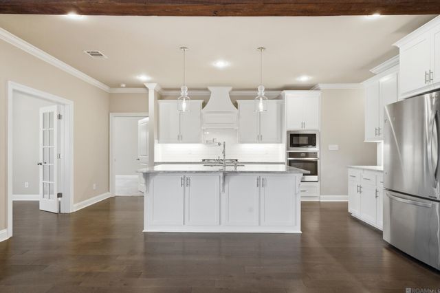36350 Belle Reserve Ave, Geismar, LA 70734