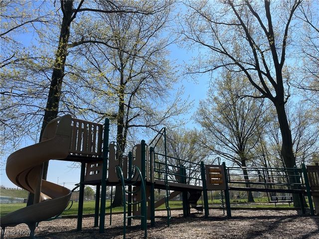 970 Bryn Mawr Avenue, Wickliffe, OH 44092