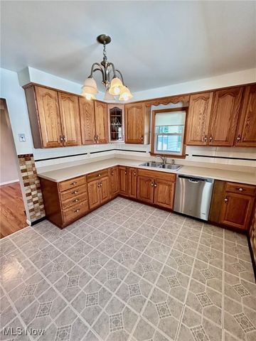 970 Bryn Mawr Avenue, Wickliffe, OH 44092