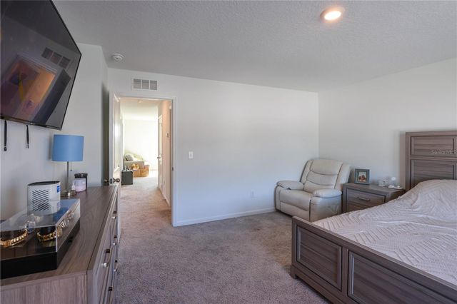 2240 HEMINGWAY CIRCLE, Groveland, FL 34736