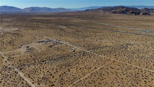 747 Langley Street, Apple Valley, CA 92307