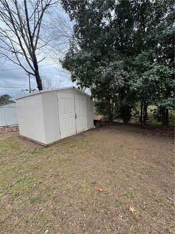 1008 E I Street, Russellville, AR 72801