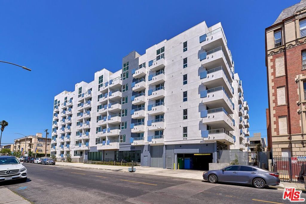510 S Oxford Avenue 402, Los Angeles, CA 90020