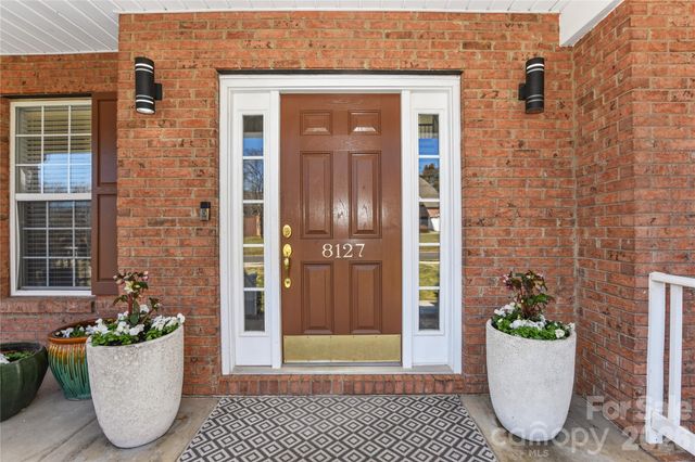 8127 Grahamson Lane, Charlotte, NC 28269
